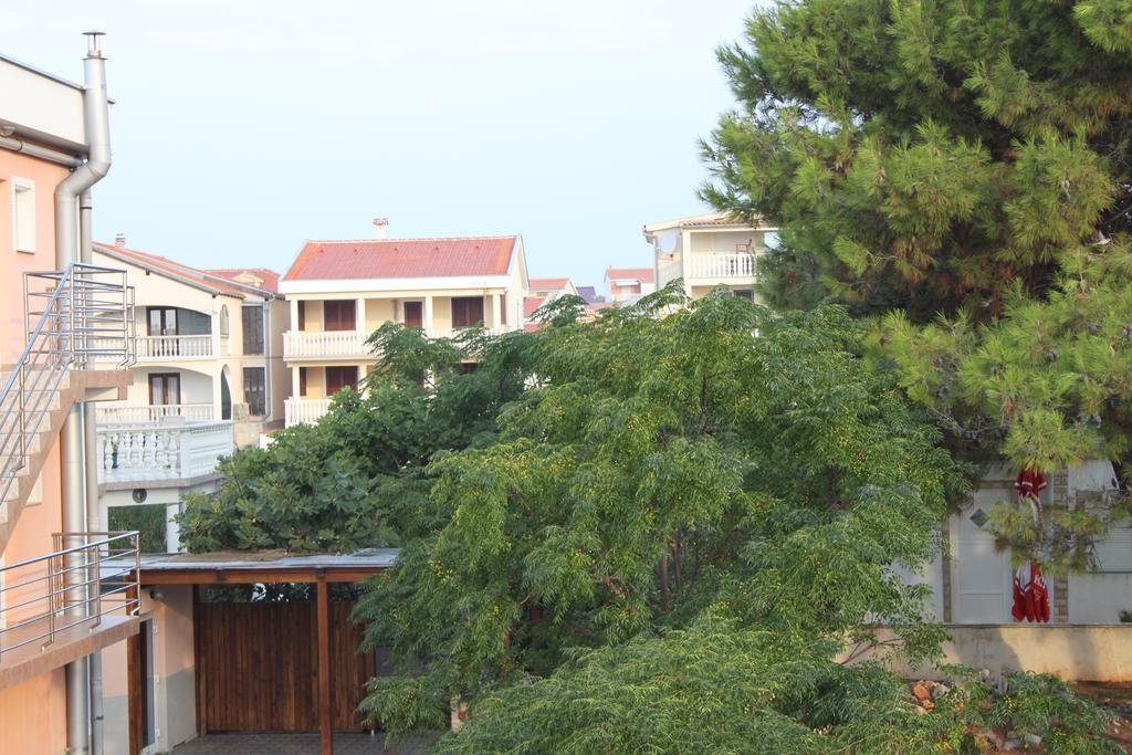 Apartments Villa Engeli Vir Eksteriør billede
