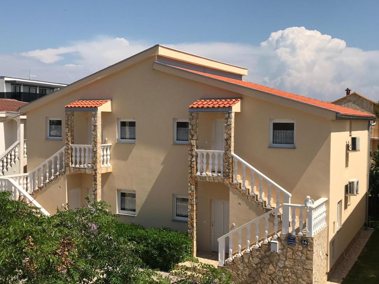 Apartments Villa Engeli Vir Eksteriør billede