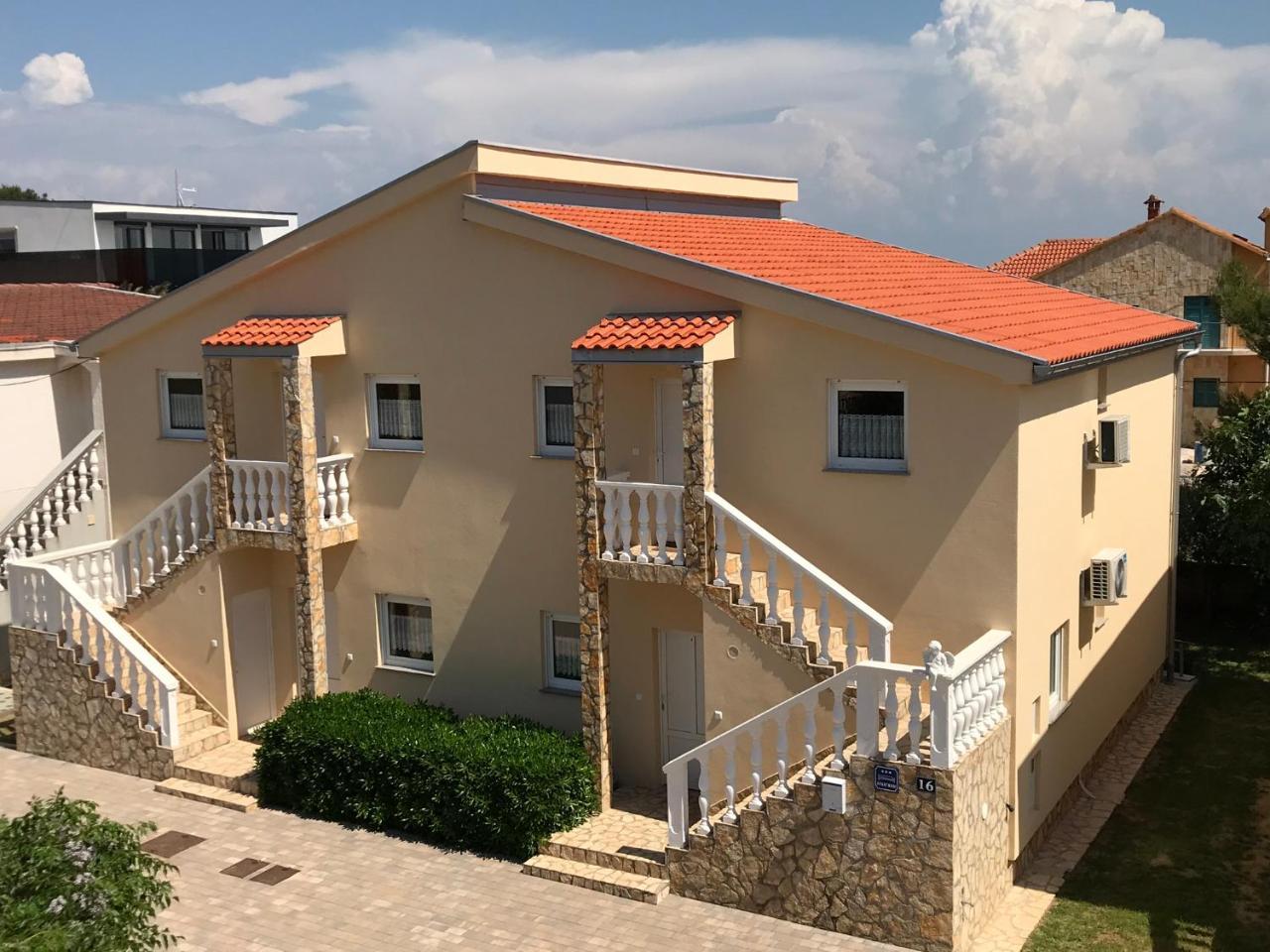 Apartments Villa Engeli Vir Eksteriør billede